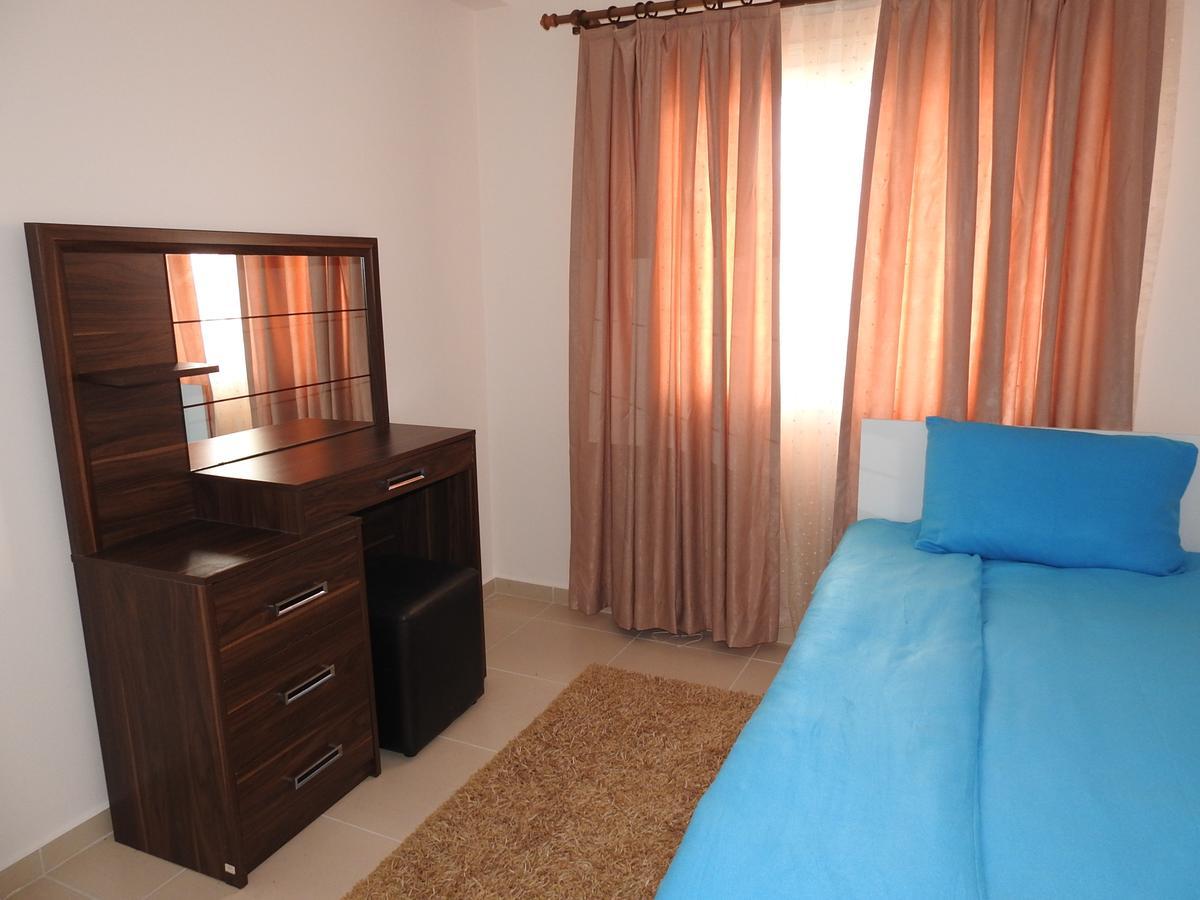 Aylin Apartment Famagusta  Buitenkant foto