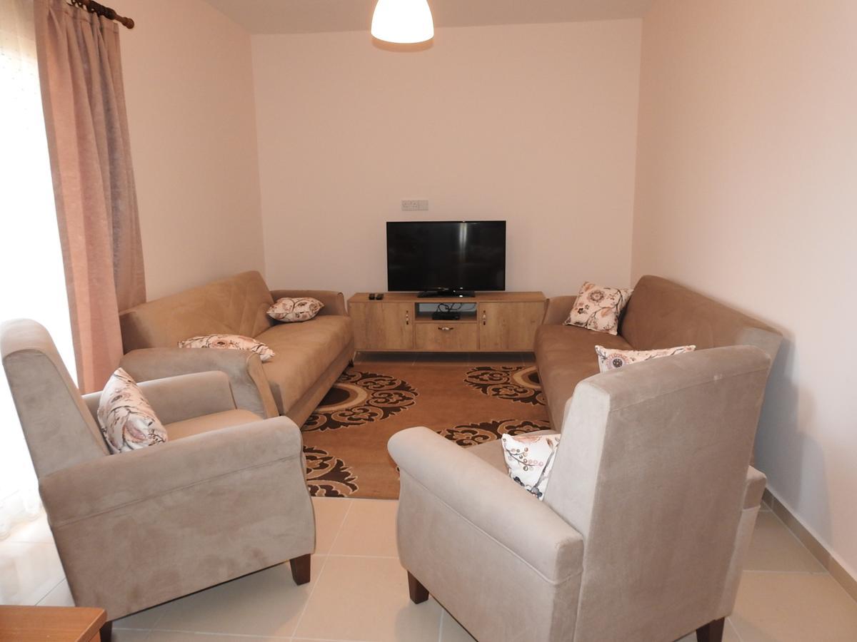 Aylin Apartment Famagusta  Buitenkant foto